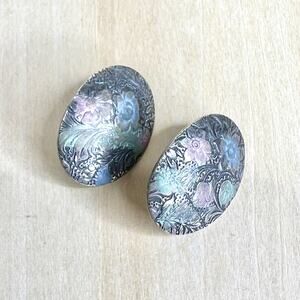 Vintage Floral Clip On Earrings - Embossed Stamped Silver Tone Metal